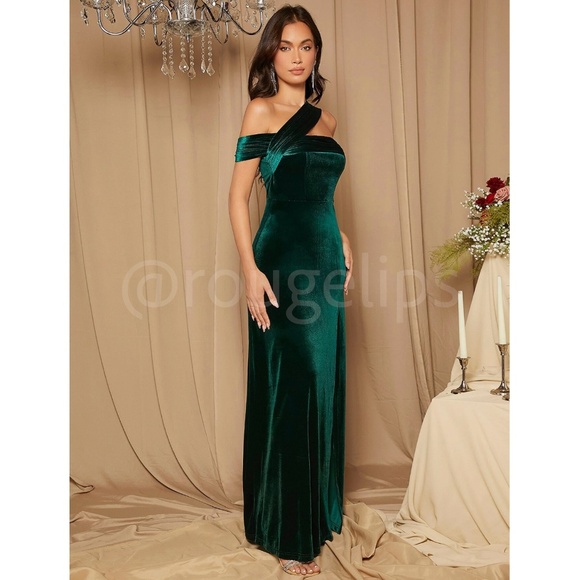 Dark Green Velvet Asymmetric Shoulder Maxi Dress High Leg Slit - Picture 6 of 8